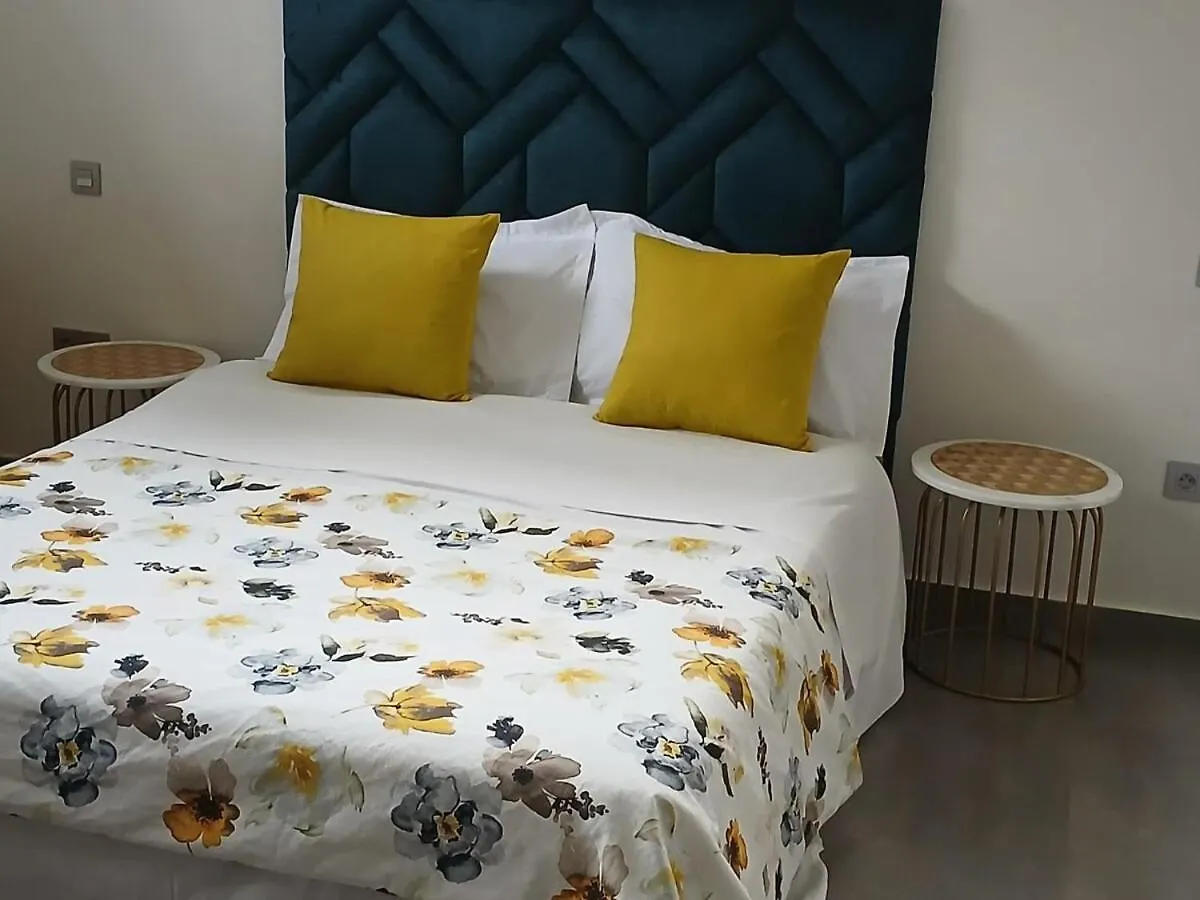 Peaceful Villa In Marrakech 마라케시