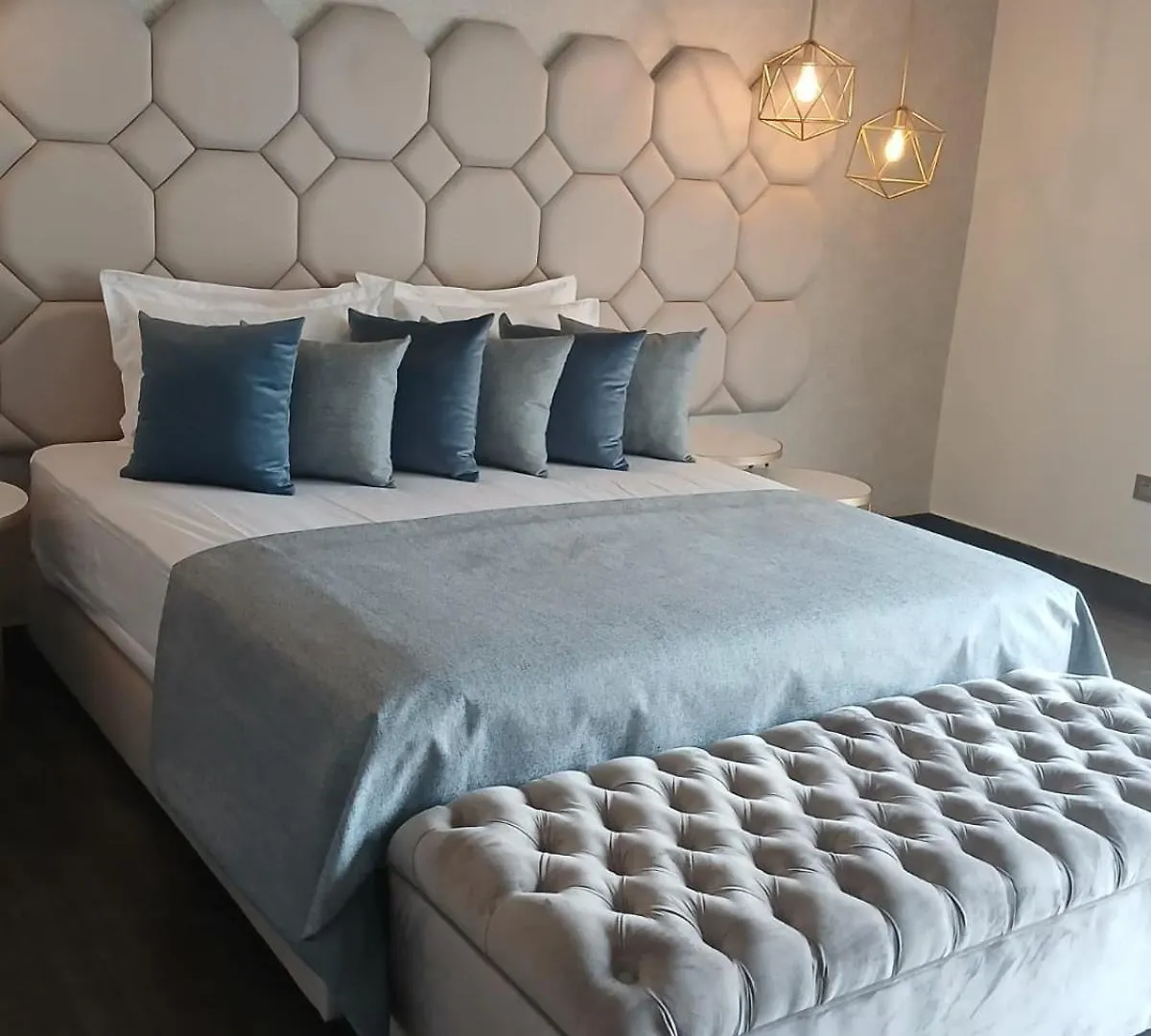 Peaceful Villa In Marrakech 마라케시 0*,  모로코
